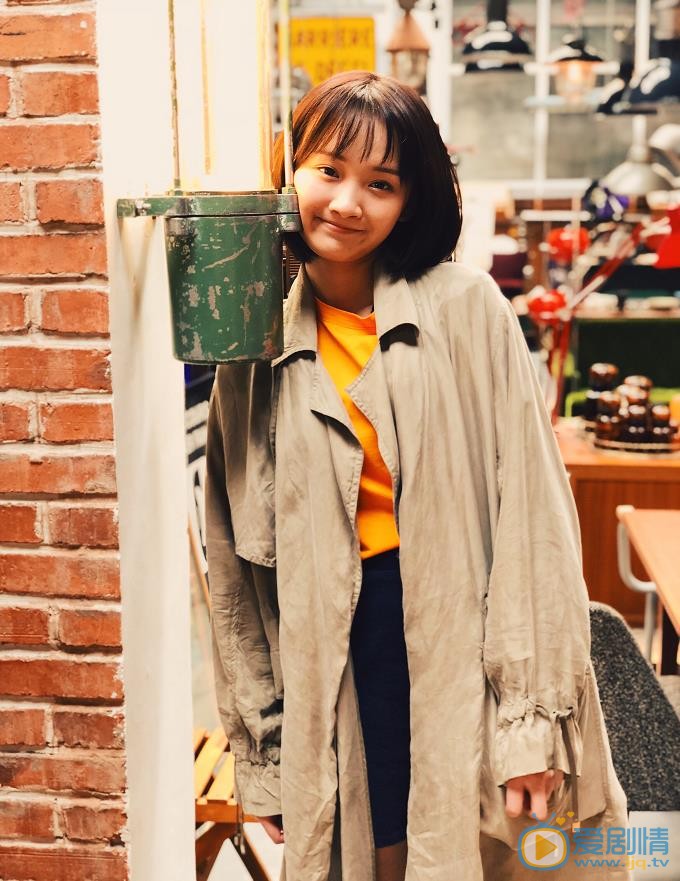 愛情進化論賈小美是誰飾演的？賈小美扮演者梁寶羚個人資料、寫真及生活照欣賞