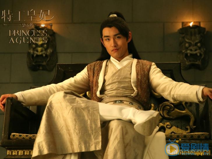 楚喬傳宇文懷是誰扮演的？宇文懷扮演者王彥霖個人資料、寫真及生活照欣賞