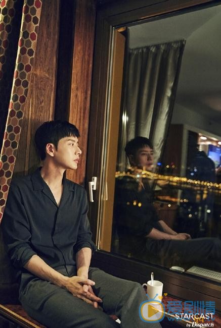 《Man to Man》曝光花絮照 朴海鎮上演多重身份