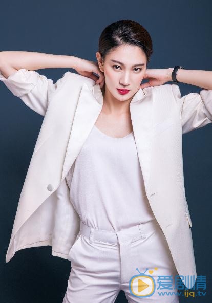 獵毒人江伊楠是誰演的？江伊楠扮演者侯夢莎個人資料、寫真及生活照欣賞