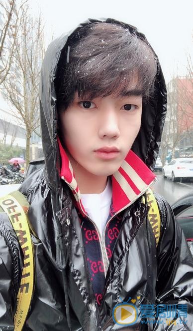 我才不會被女孩子欺負呢沈少宜是誰演的？沈少宜扮演者王咨越個人資料、寫真及生活照欣賞