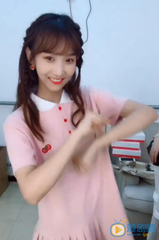 高穎浠演藝經歷