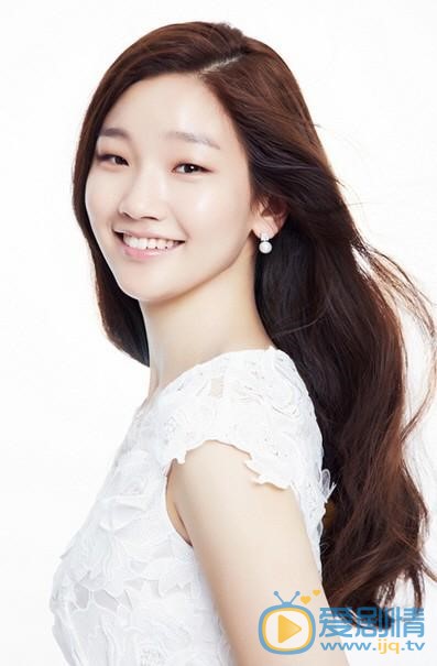 樸素丹個人經歷及家庭背景  樸素丹寫真  樸素丹個人資料簡介