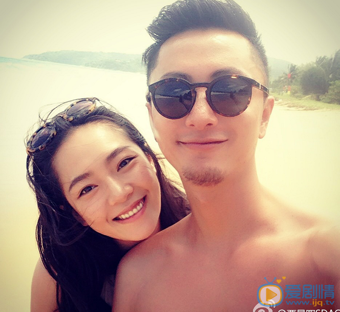 賈景暉和老婆楊壹童海邊度假照片  賈景暉個人資料簡介