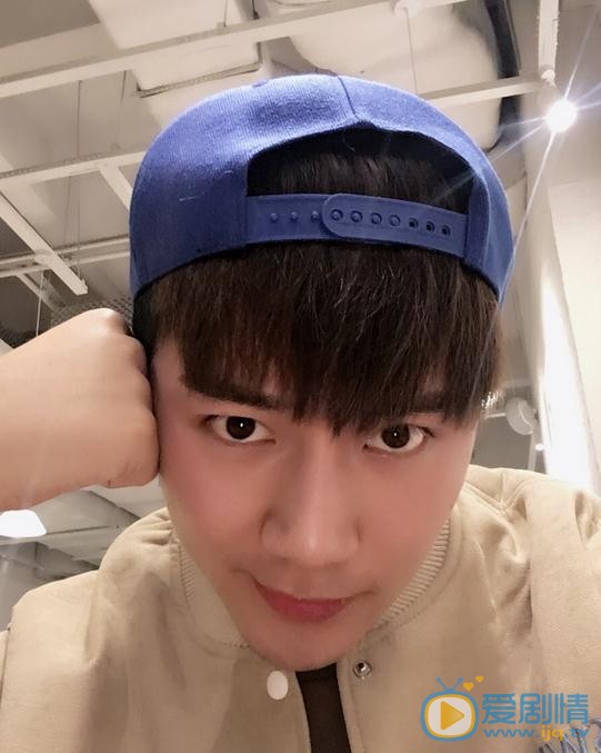 鳳囚凰裴述是誰演的？鳳囚凰裴述扮演者孫亦凡個人資料、寫真及生活照欣賞