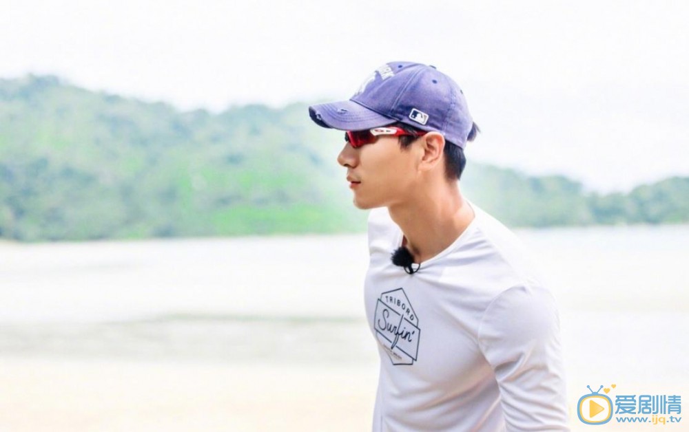 鳴鴻傳沈十五是誰演的？沈十五扮演者張亮個人資料、寫真及生活照欣賞