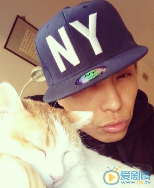 警花與警犬之再上征程顧依依是誰演的？顧依依扮演者李晨熙個人資料、寫真及生活照欣賞