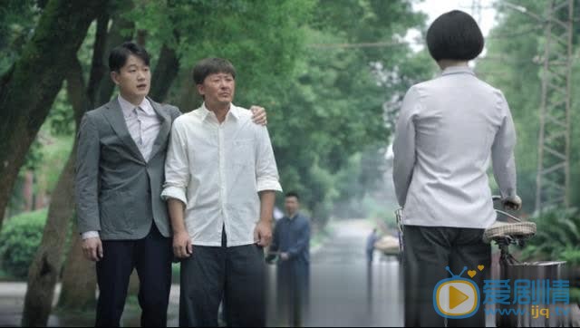 奔騰年代周鐵錘和常漢卿是什麼關係？他是一個怎樣的人？