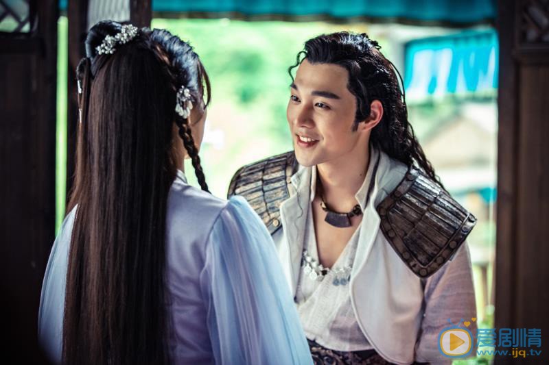 一夜新娘岳風最後娶了花溶嗎？他的結局怎么樣？