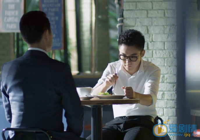 微微一笑很傾城阿爽是叛徒嗎?阿爽為什麼背叛致一科技?