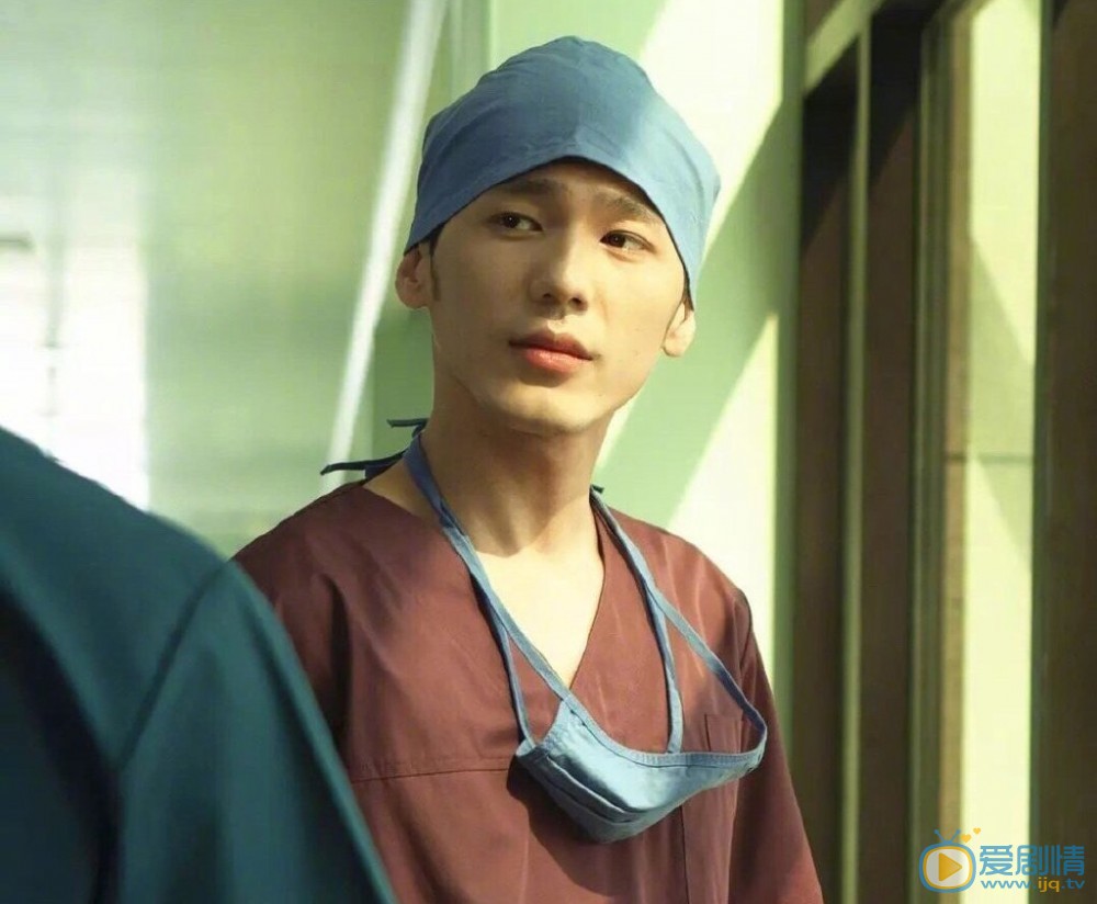 謝謝你醫生曝光人物角色海報 又一部醫療大劇強勢來襲