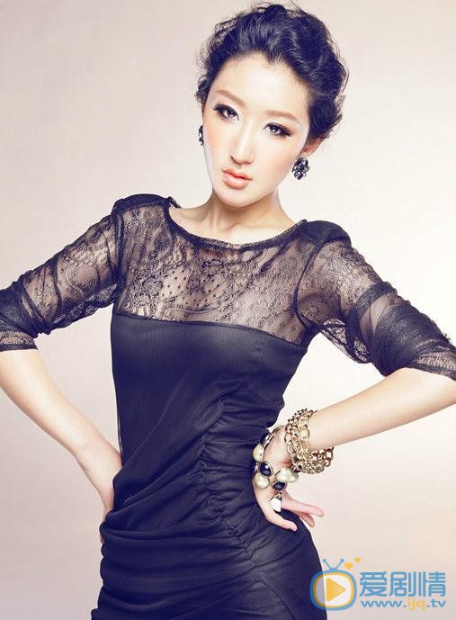 李依馨個人資料簡介 李依馨寫真