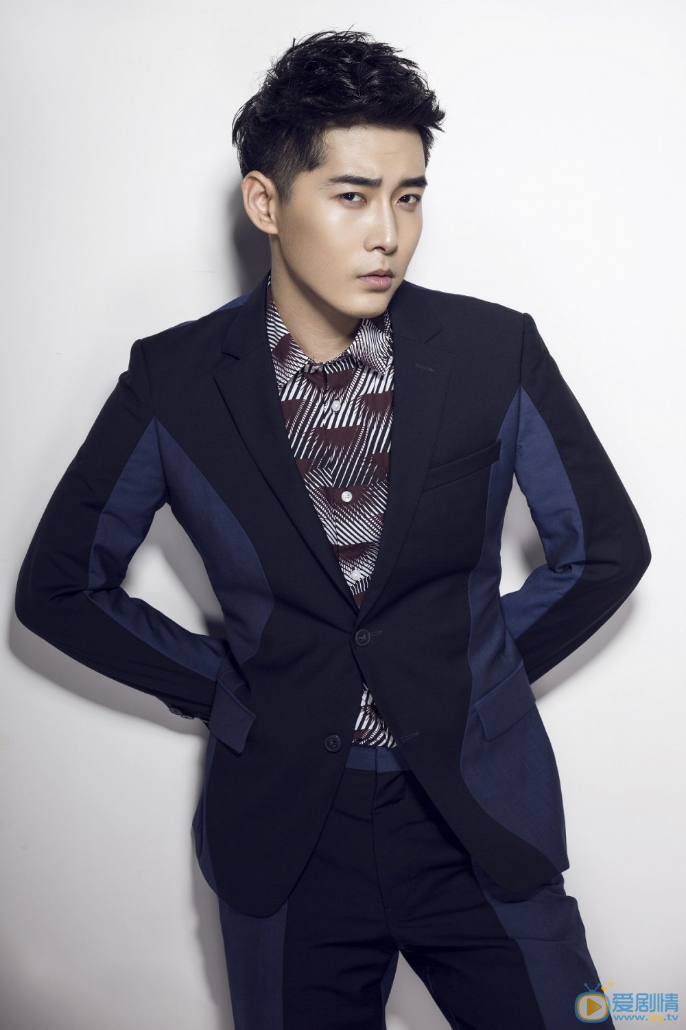 梁佳偉個人資料簡介 梁佳偉個人經歷 梁佳偉寫真圖片