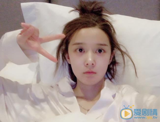 一千零一夜思思是誰演的？思思扮演者余籽璇個人資料、寫真及生活照欣賞