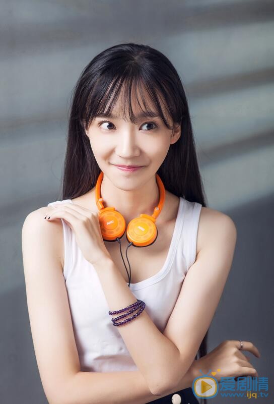 李牽個人資料簡介  李牽 個人經歷及家庭背景介紹 李牽寫真圖片照