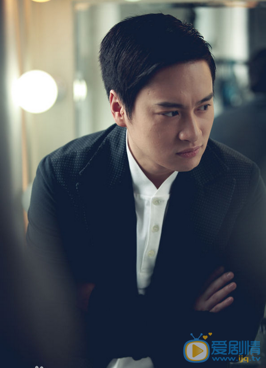  歡樂頌2曲連傑是誰演的？曲連傑扮演者郭曉然個人資料生活照欣賞