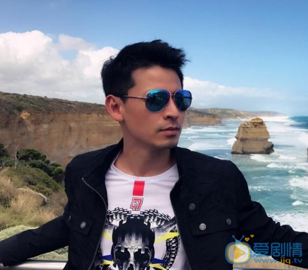 親愛的她們景灝是誰演的？景灝扮演者錢泳辰個人資料、寫真及生活照欣賞