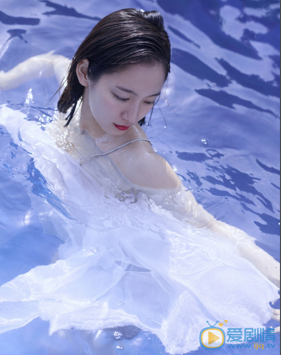 吉岡里帆 演藝經歷 生活照