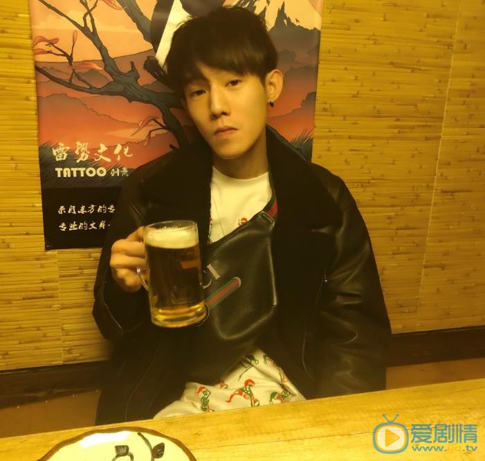 沙海楊好是誰扮演的？沙海楊好扮演著朱戩個人資料、寫真生活照