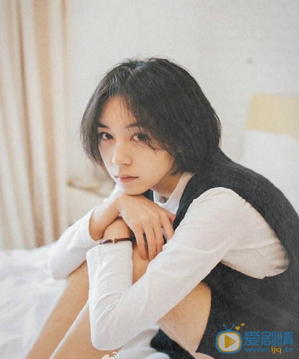 吳雅君個人資料簡介 吳雅君寫真圖片照 吳雅君個人經歷及家庭背景介紹