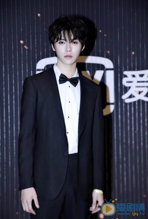 沙海小哥張起靈是誰扮演的？沙海小哥張起靈扮演者肖宇梁個人資料、寫真生活照