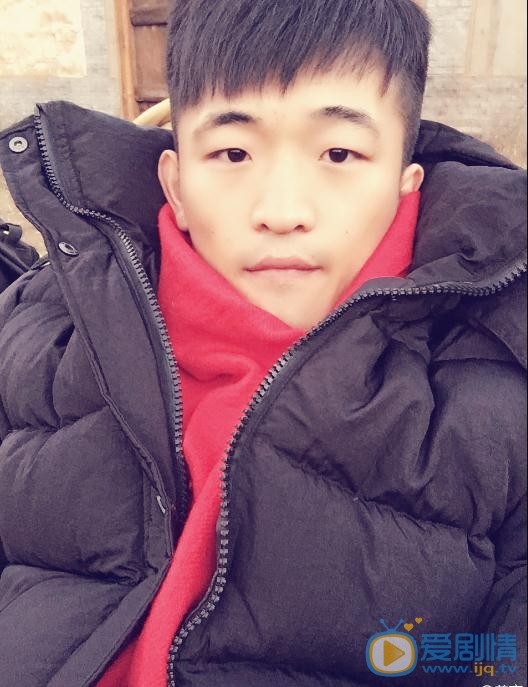 生於70年代王小兵是誰演的？王小兵扮演者姜寒個人資料、寫真及生活照欣賞