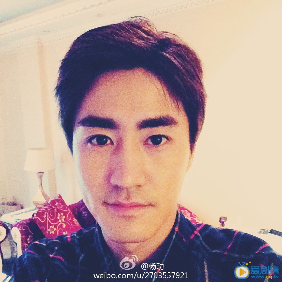 武神趙子龍諸葛亮扮演者楊玏寫真生活照欣賞