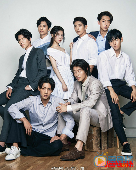 韓版《步步驚心》曝寫真 IU被花美男包圍