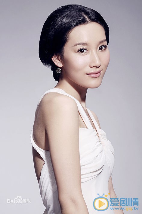 守護麗人許芷晴扮演者江雪寫真生活照欣賞