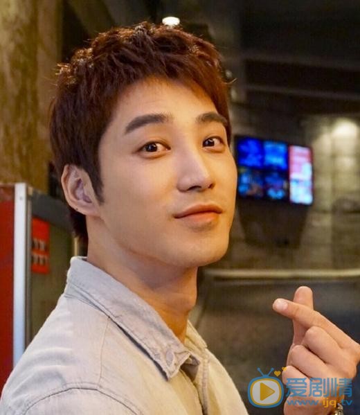 夏至未至段橋是誰扮演的？夏至未至段橋扮演者龐瀚辰個人資料、寫真及生活照欣賞