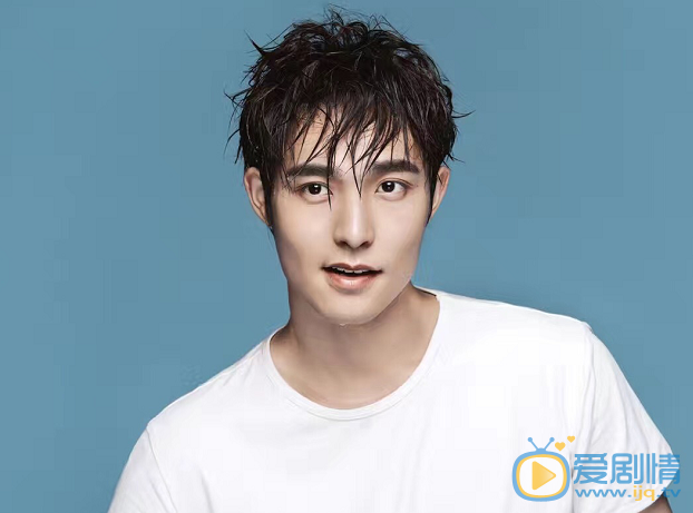 一粒紅塵顧毅然是誰演的?顧毅然扮演者李思陽個人資料及寫真照欣賞