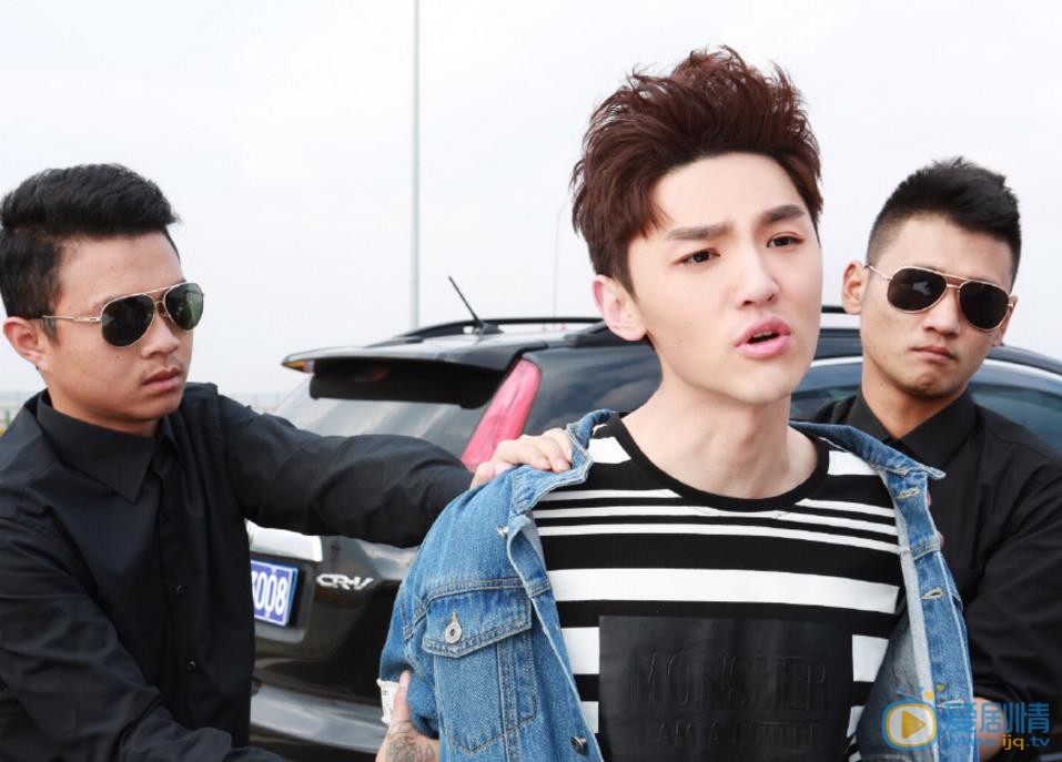 苗夕倫個人資料簡介 苗夕倫《深淵行者》劇照