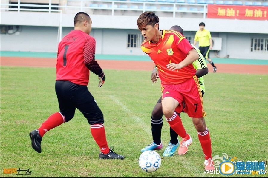 鏇風十一人穆奇還能當教練嗎?穆奇有足球教練資格證嗎?穆奇離開了球隊嗎?