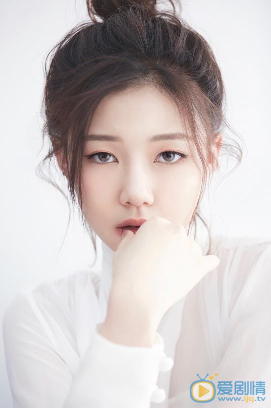 魏瑾個人資料簡介 魏瑾寫真照