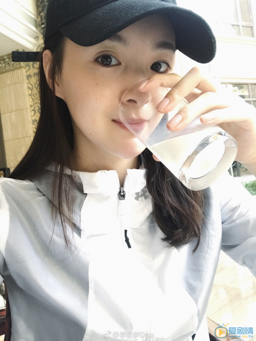 守衛者浮出水面張妍扮演者李依伊圖片