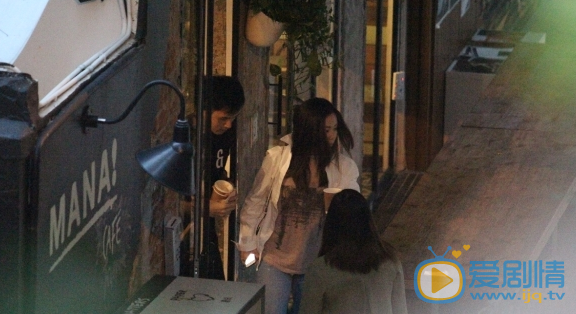 鄧紫棋約會新歡,戴情侶戒指疑似曝光戀情