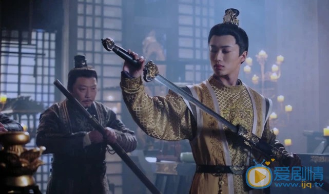 明月照我心李詢是由誰飾演的？他是一個怎樣的角色？