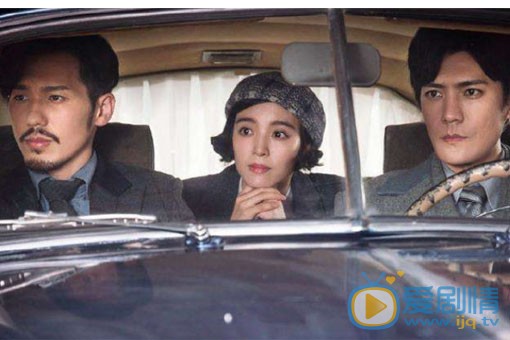 紳探女主秦小曼顏值武力上線 紳探秦小曼的扮演者是誰？