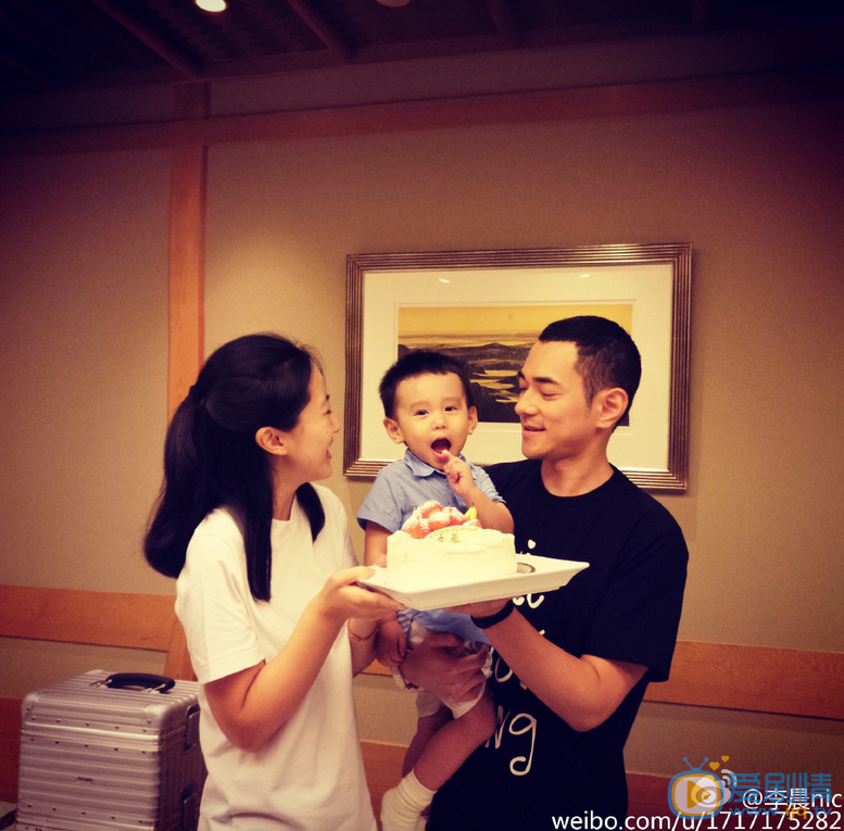 李晨個人資料李晨妻子兒子合照