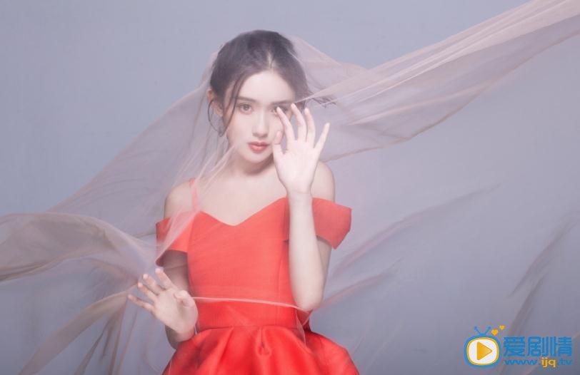 武神趙子龍石硯扮演者孟子義寫真及生活照欣賞