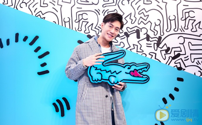 婁鳴個人資料簡介 婁鳴演藝經歷 婁鳴寫真圖片