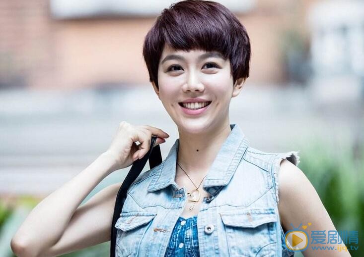 希望的大地吳欣然是由誰飾演的？她的結局怎么樣？