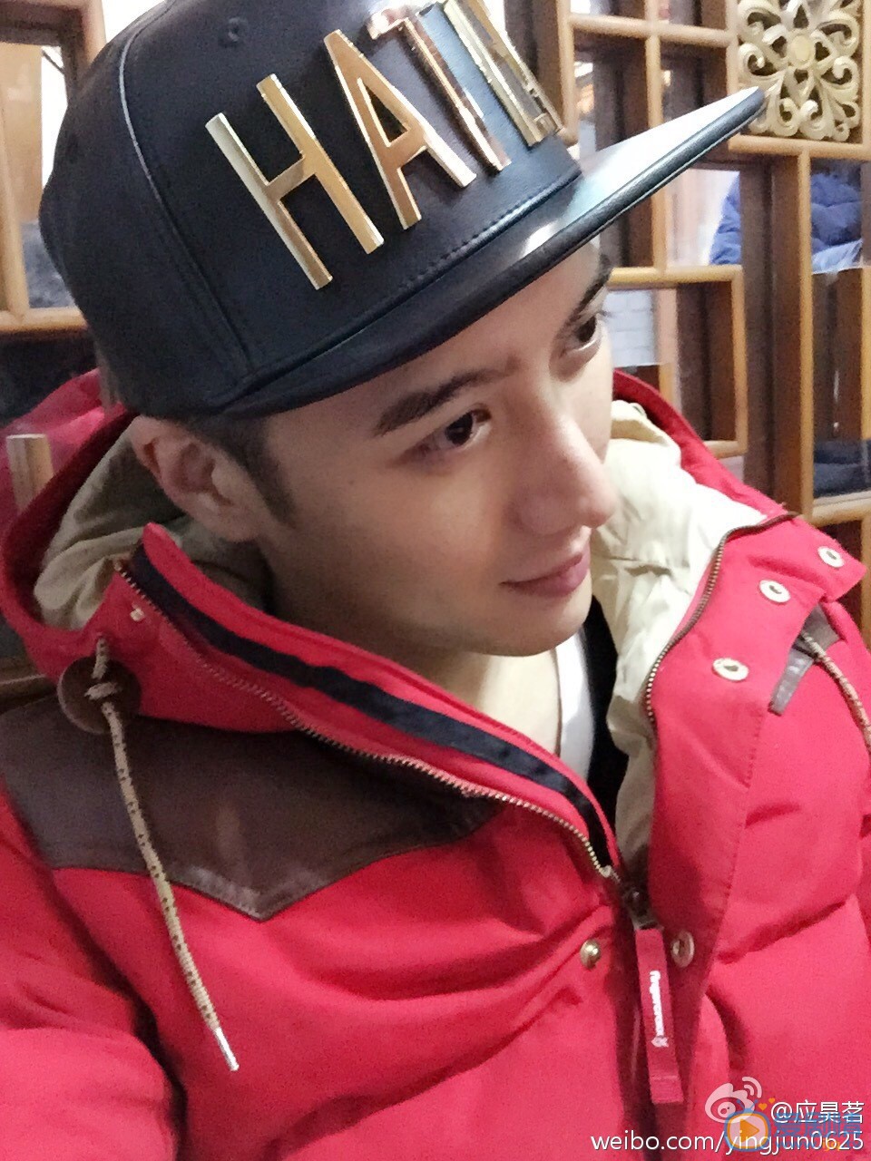 老九門齊鐵嘴扮演者應昊茗生活照欣賞