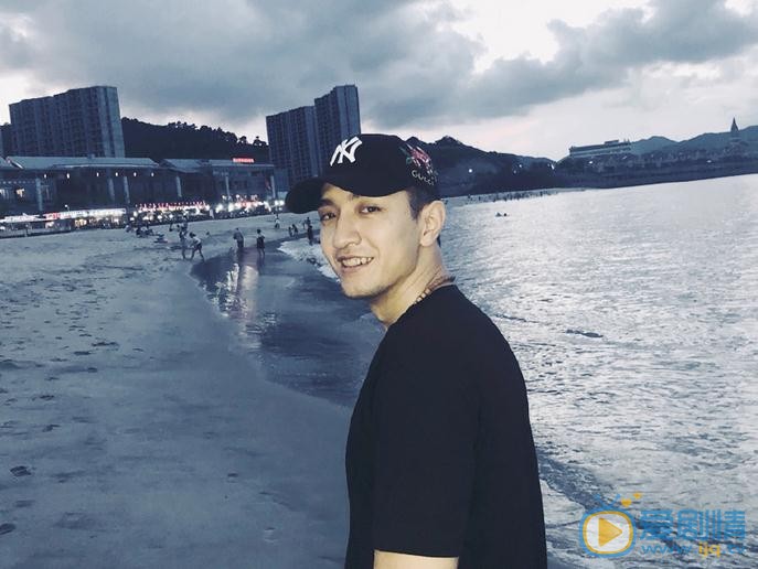 你和我的傾城時光厲致誠是誰演的？厲致誠扮演者金瀚個人資料、寫真及生活照欣賞