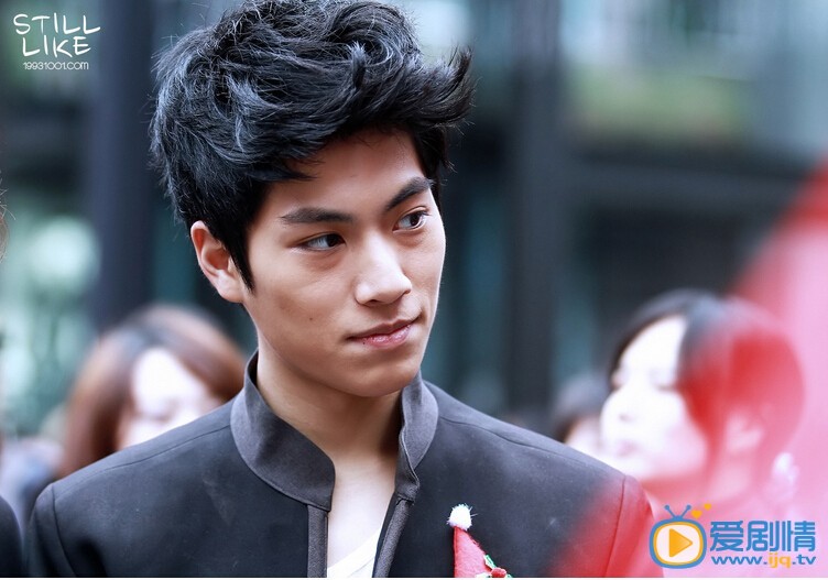  明若曉溪男主角牧流冰原定汪東城 揭秘汪東城被換內幕