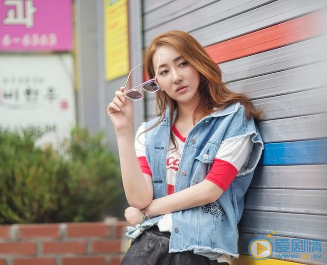 雞毛飛上天楊雪是誰扮演的？楊雪扮演者高姝瑤個人資料、照片欣賞