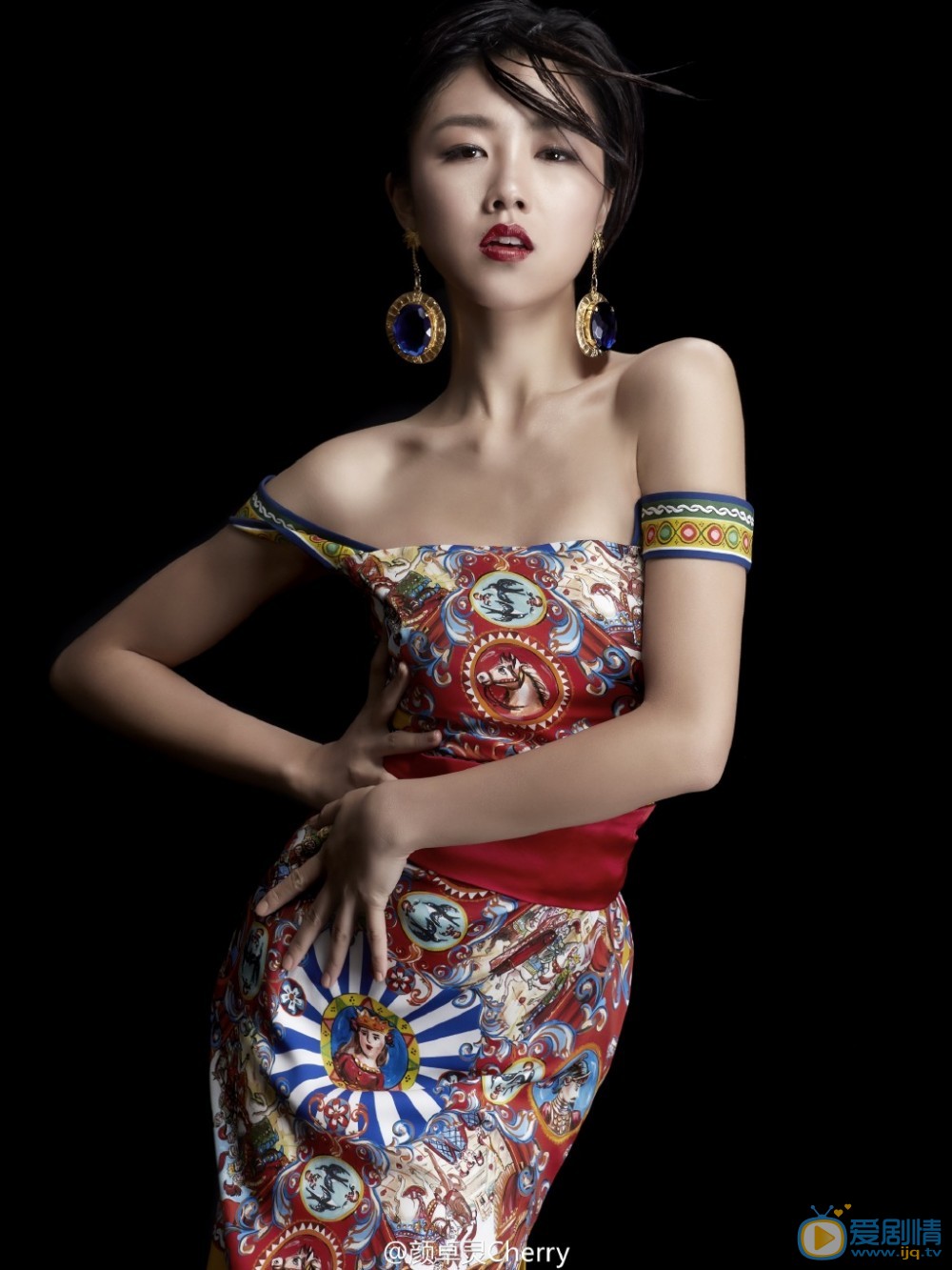 顏卓靈個人資料簡介寫真