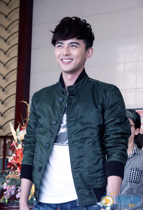 一粒紅塵閔朗是誰演的？閔朗扮演者葉祖新個人資料及生活寫真照欣賞