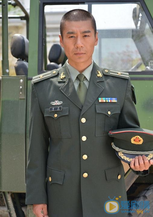 徐佳個人資料簡介 徐佳軍裝劇照