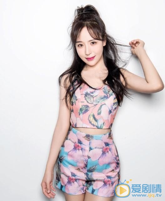 王曼妮個人資料簡介 王曼妮寫真